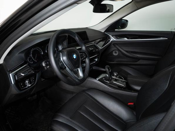 BMW 5 серии VII (G30/G31/G38) с пробегом 2019 года, цена 2 750 000 рублей, 165000 км, седан, Автокод Объявления