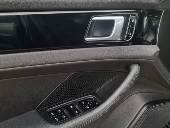 Porsche Panamera II Рестайлинг с пробегом 2021 года, цена 11 900 000 рублей, 69908 км, лифтбек, Автокод Объявления