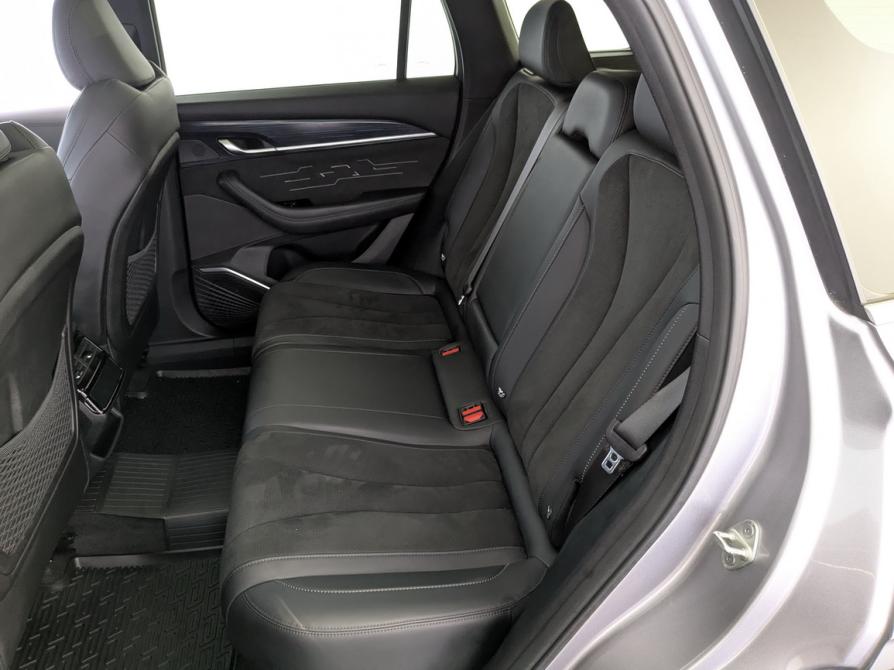 Geely Monjaro I Москва  - изображение 12