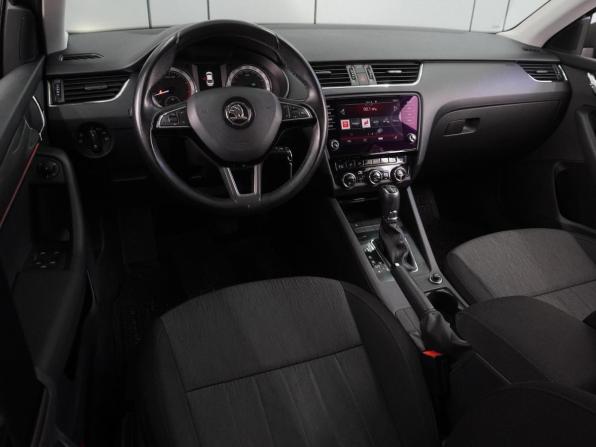 Skoda Octavia III (A7) Рестайлинг с пробегом 2018 года, цена 2 014 000 рублей, 159171 км, лифтбек, Автокод Объявления