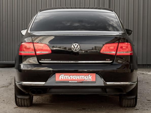 Volkswagen Passat B7 с пробегом 2011 года, цена 930 000 рублей, 341957 км, седан, Автокод Объявления