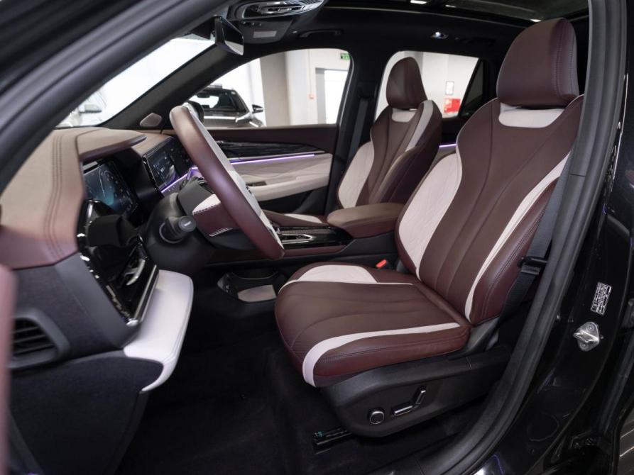 Geely Monjaro I Москва  - изображение 9