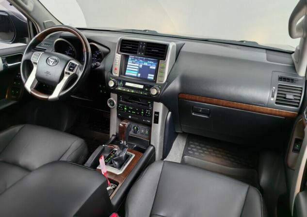 Toyota Land Cruiser Prado 150 Series с пробегом 2013 года, цена 2 499 000 рублей, 352000 км, внедорожник, Автокод Объявления