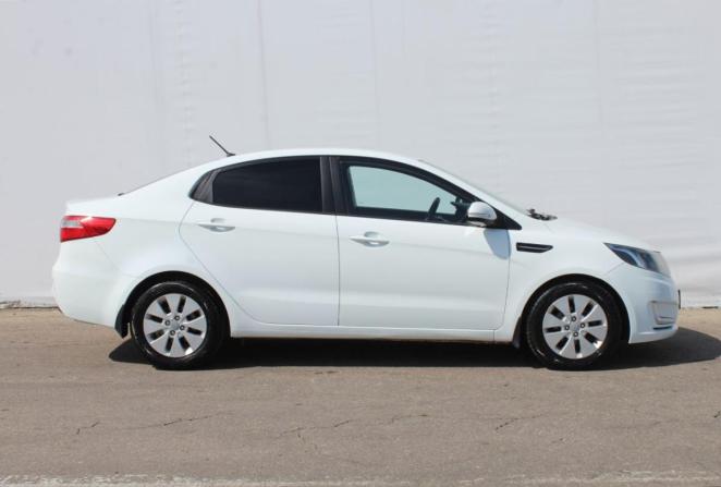 Kia Rio III с пробегом 2013 года, цена 910 000 рублей, 183622 км, седан, Автокод Объявления