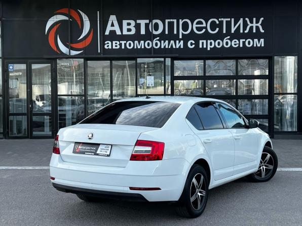 Skoda Octavia III (A7) Рестайлинг с пробегом 2018 года, цена 1 230 000 рублей, 146685 км, лифтбек, Автокод Объявления