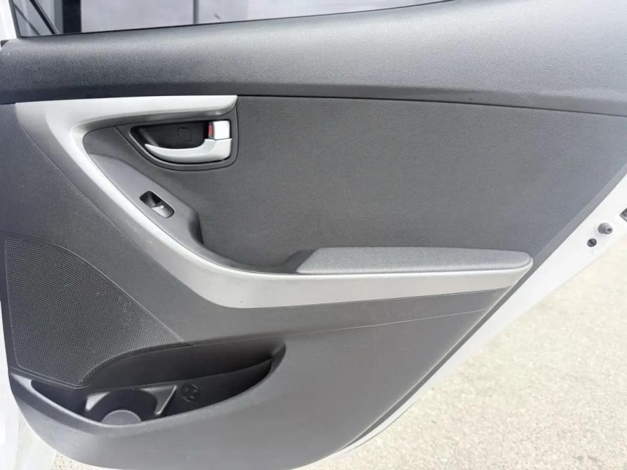 Hyundai Elantra V (MD) Рестайлинг Волгоград  - изображение 12