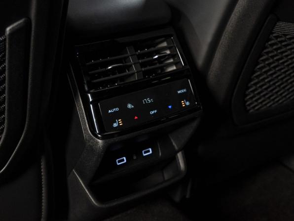 Geely Monjaro I с пробегом 2024 года, цена 3 899 000 рублей, 35716 км, внедорожник, Автокод Объявления