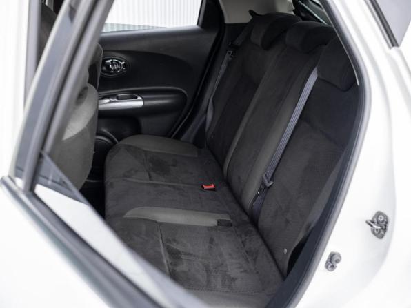 Nissan Juke I с пробегом 2011 года, цена 1 049 000 рублей, 136237 км, внедорожник, Автокод Объявления