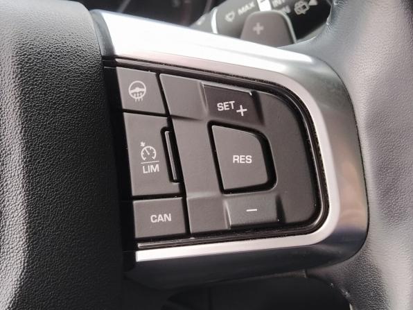 Land Rover Discovery Sport I с пробегом 2017 года, цена 2 350 000 рублей, 96373 км, внедорожник, Автокод Объявления