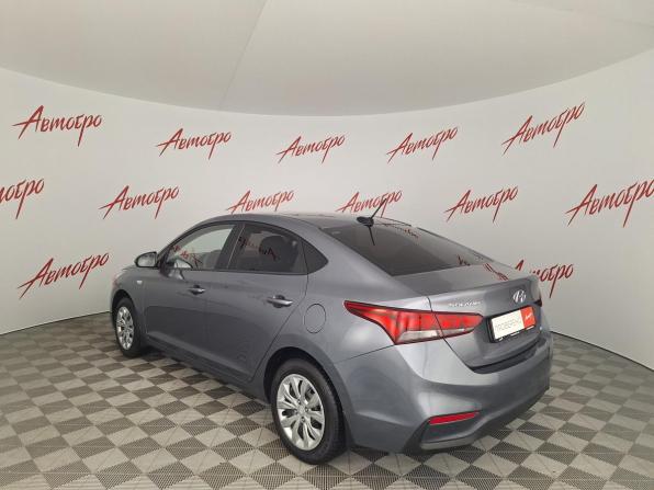 Hyundai Solaris II с пробегом 2018 года, цена 1 275 000 рублей, 109384 км, седан, Автокод Объявления