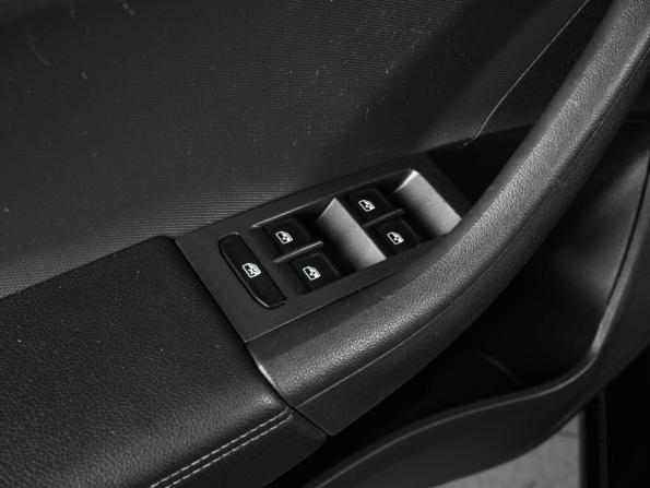 Skoda Rapid II с пробегом 2020 года, цена 1 539 000 рублей, 138006 км, лифтбек, Автокод Объявления