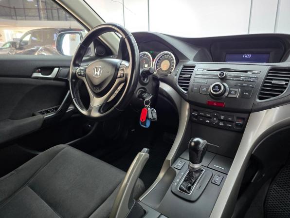 Honda Accord VIII с пробегом 2008 года, цена 1 299 000 рублей, 165000 км, седан, Автокод Объявления