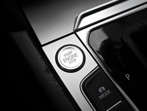 Volkswagen Passat B8 с пробегом 2015 года, цена 1 670 000 рублей, 195770 км, седан, Автокод Объявления