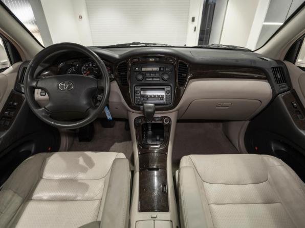 Toyota Highlander I (XU20) с пробегом 2002 года, цена 1 070 000 рублей, 163070 км, внедорожник, Автокод Объявления