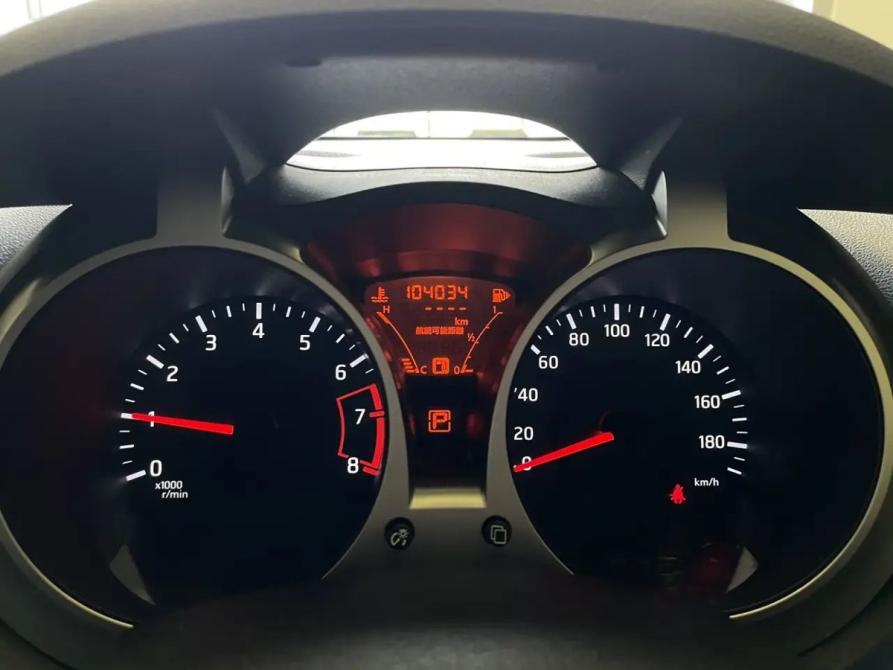 Nissan Juke I Рестайлинг Новосибирск  - изображение 11