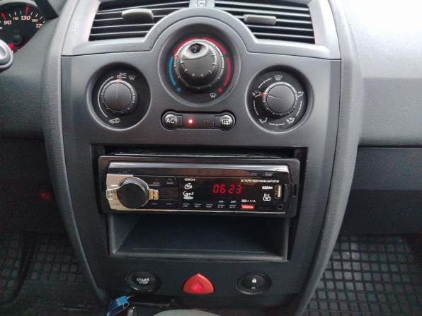 Renault Megane II Рестайлинг с пробегом 2006 года, цена 449 000 рублей, 280020 км, седан, Автокод Объявления