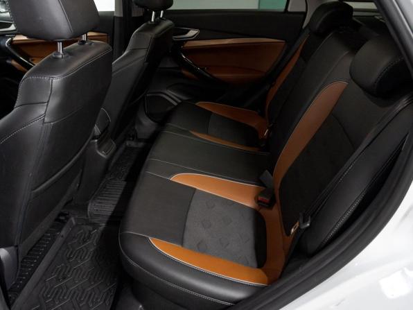 Lada (ВАЗ) Vesta I Рестайлинг (NG) с пробегом 2024 года, цена 1 550 000 рублей, 25615 км, универсал, Автокод Объявления
