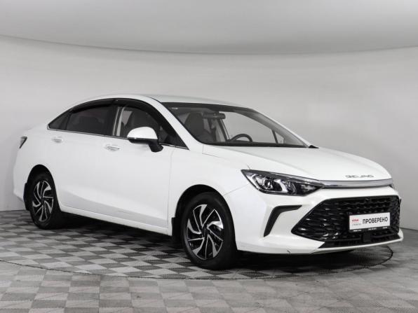 BAIC U5 Plus с пробегом 2023 года, цена 1 249 000 рублей, 32113 км, седан, Автокод Объявления