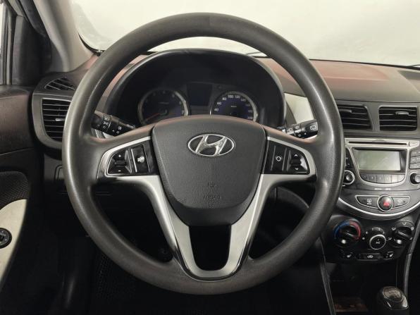 Hyundai Solaris I с пробегом 2013 года, цена 603 000 рублей, 231159 км, хэтчбек, Автокод Объявления