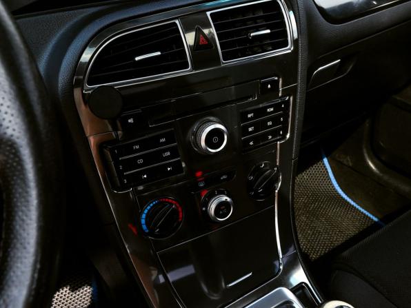Brilliance V5 I с пробегом 2014 года, цена 639 000 рублей, 135441 км, внедорожник, Автокод Объявления