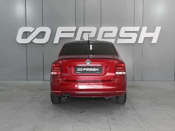 Volkswagen Polo V Рестайлинг с пробегом 2019 года, цена 1 550 000 рублей, 73617 км, седан, Автокод Объявления