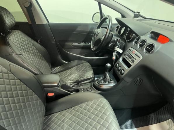 Peugeot 408 I Рестайлинг с пробегом 2017 года, цена 1 035 000 рублей, 68542 км, седан, Автокод Объявления