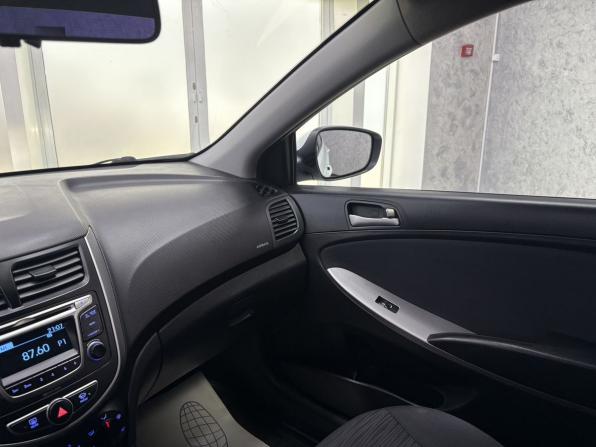Hyundai Solaris I Рестайлинг с пробегом 2016 года, цена 1 195 000 рублей, 128416 км, седан, Автокод Объявления