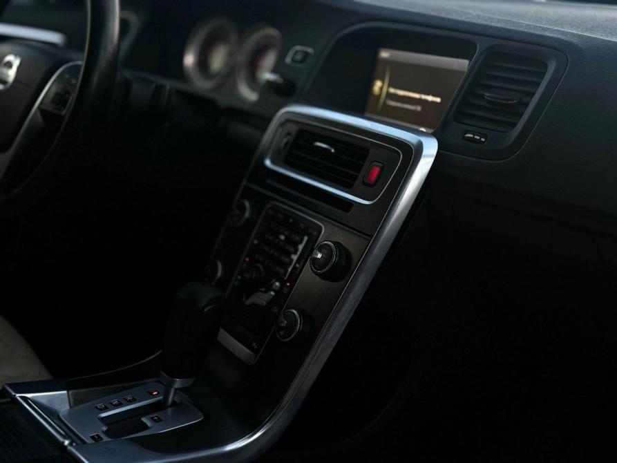 Volvo S60 II Ижевск  - изображение 12