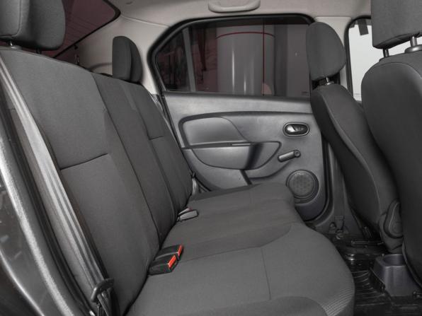 Renault Logan II Рестайлинг с пробегом 2018 года, цена 718 100 рублей, 173440 км, седан, Автокод Объявления
