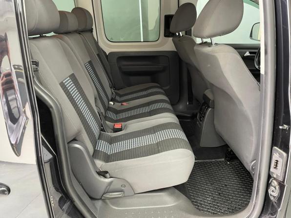 Volkswagen Caddy III Рестайлинг с пробегом 2013 года, цена 1 065 000 рублей, 135537 км, минивэн, Автокод Объявления