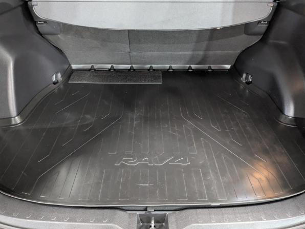 Toyota RAV4 V (XA50) с пробегом 2021 года, цена 3 050 000 рублей, 62472 км, внедорожник, Автокод Объявления