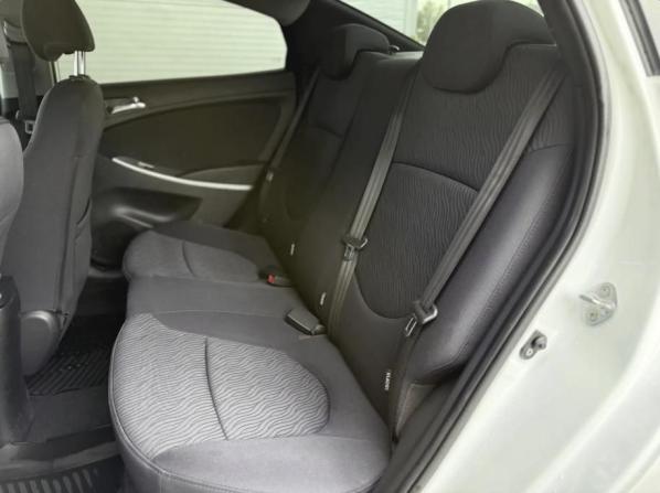 Hyundai Solaris I с пробегом 2013 года, цена 940 000 рублей, 227000 км, седан, Автокод Объявления