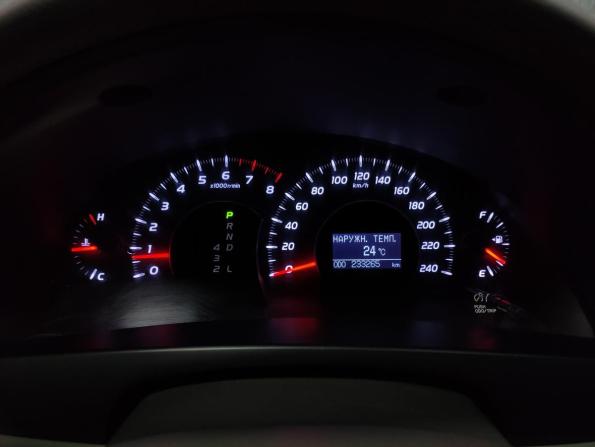 Toyota Camry VI (XV40) Рестайлинг с пробегом 2010 года, цена 1 115 000 рублей, 233265 км, седан, Автокод Объявления