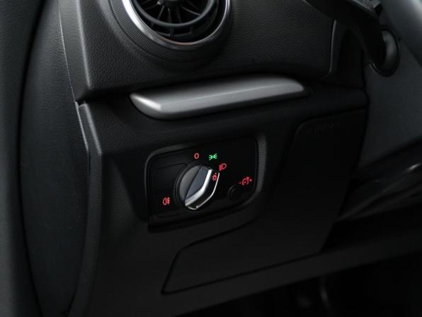 Audi A3 III (8V) с пробегом 2015 года, цена 1 680 111 рублей, 76672 км, хэтчбек, Автокод Объявления