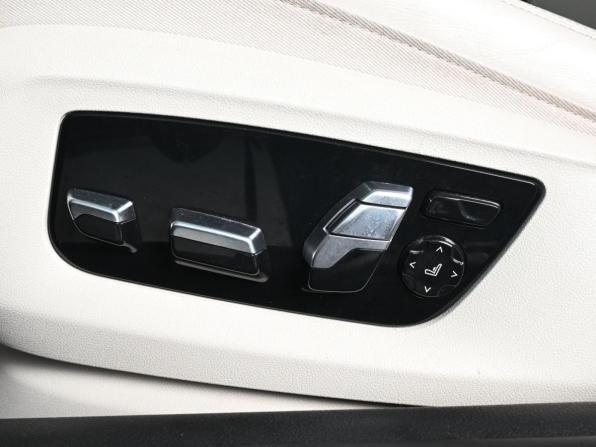 BMW 5 серии VII (G30/G31/G38) с пробегом 2019 года, цена 5 199 000 рублей, 90705 км, седан, Автокод Объявления