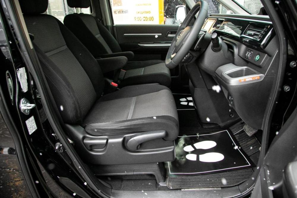 Honda Stepwgn V Иркутск  - изображение 18