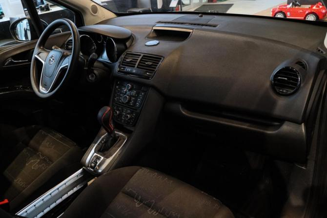 Opel Meriva B с пробегом 2012 года, цена 690 000 рублей, 140078 км, компактвэн, Автокод Объявления