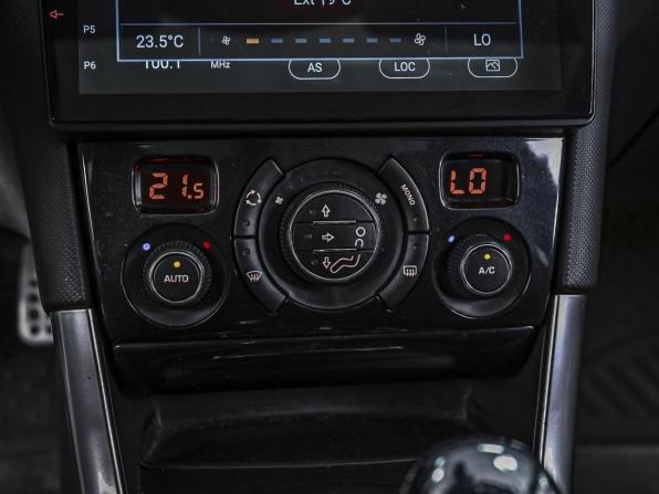 Peugeot 308 I Рестайлинг с пробегом 2012 года, цена 639 000 рублей, 96124 км, хэтчбек, Автокод Объявления