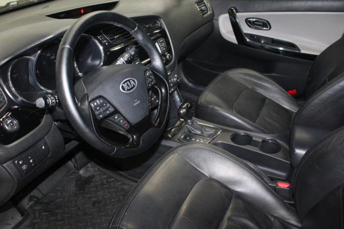 Kia Ceed II с пробегом 2013 года, цена 1 090 000 рублей, 123246 км, универсал, Автокод Объявления