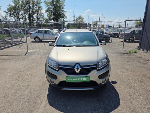 Renault Sandero II с пробегом 2017 года, цена 990 000 рублей, 122000 км, хэтчбек, Автокод Объявления