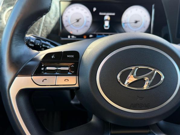 Hyundai Elantra VII (CN7) с пробегом 2023 года, цена 2 150 000 рублей, 47493 км, седан, Автокод Объявления