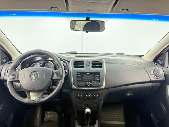 Renault Logan II с пробегом 2017 года, цена 919 000 рублей, 120000 км, седан, Автокод Объявления
