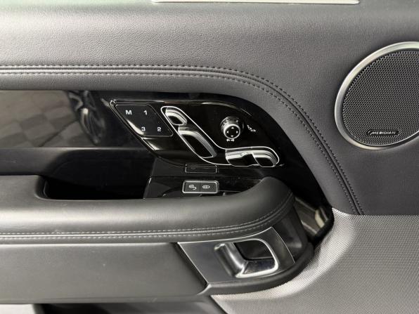 Land Rover Range Rover IV Рестайлинг с пробегом 2018 года, цена 7 800 000 рублей, 62149 км, внедорожник, Автокод Объявления