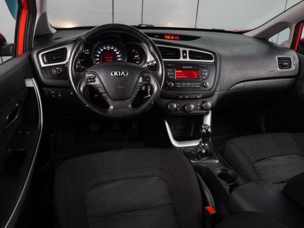 Kia Ceed II с пробегом 2014 года, цена 1 099 000 рублей, 86868 км, хэтчбек, Автокод Объявления