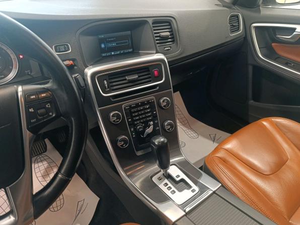 Volvo S60 II с пробегом 2012 года, цена 939 000 рублей, 206286 км, седан, Автокод Объявления