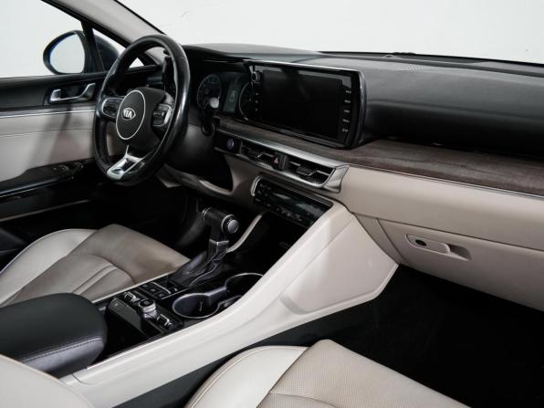 Kia K5 III с пробегом 2021 года, цена 2 410 000 рублей, 120213 км, седан, Автокод Объявления