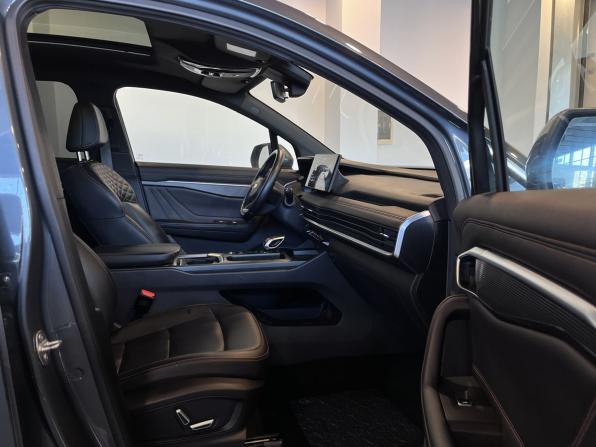 Geely Okavango I Рестайлинг с пробегом 2024 года, цена 3 176 000 рублей, 21862 км, внедорожник, Автокод Объявления