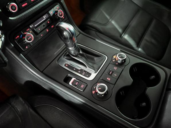 Volkswagen Touareg II с пробегом 2012 года, цена 2 210 000 рублей, 194422 км, внедорожник, Автокод Объявления
