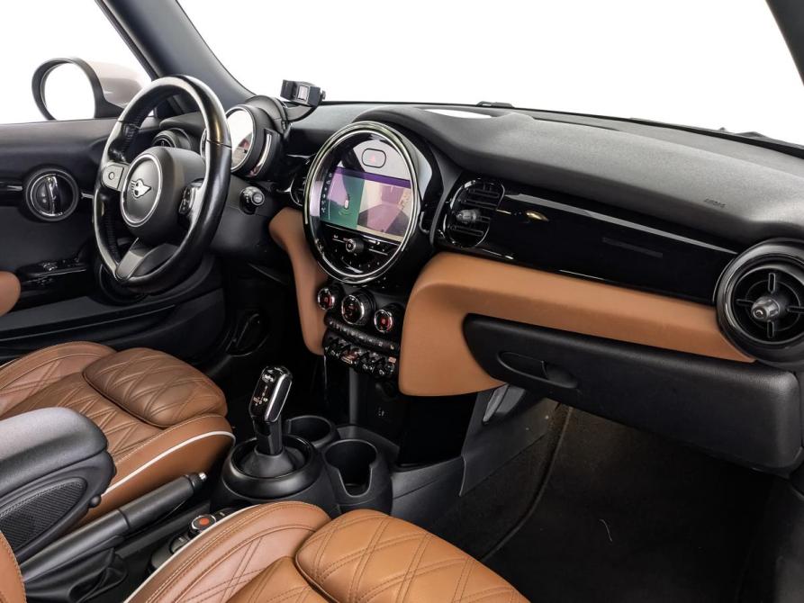 Mini Hatch III (F55/F56) Рестайлинг 2 Москва  - изображение 13