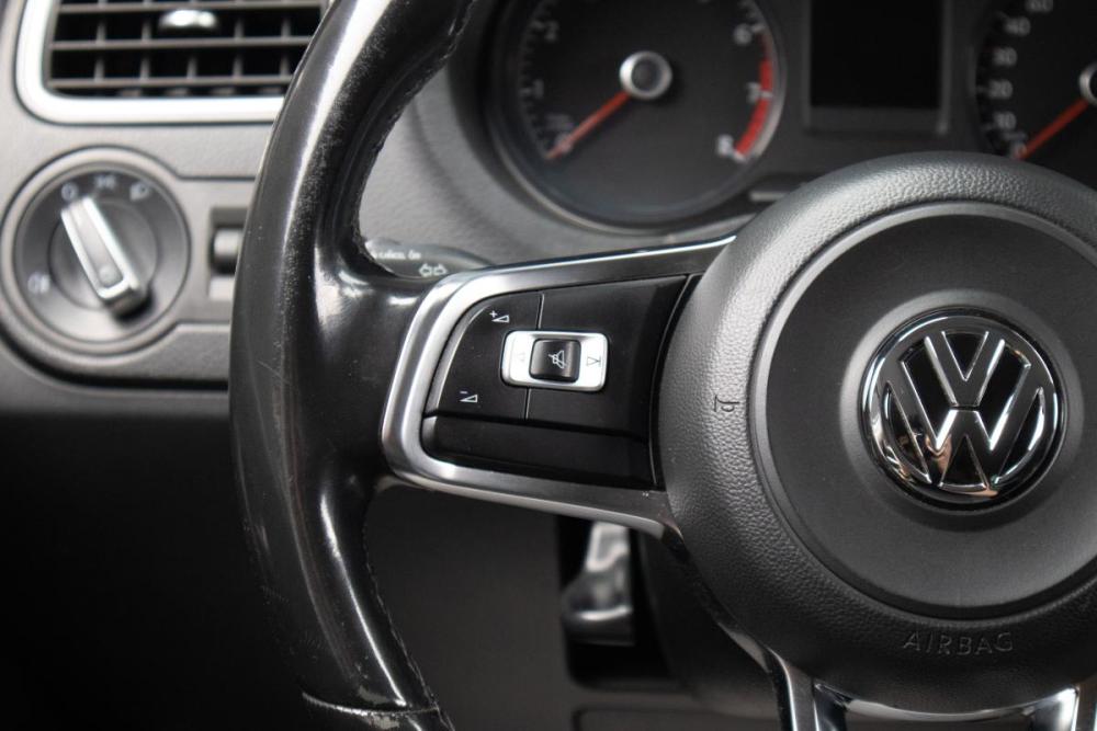 Volkswagen Polo V Рестайлинг Оренбург  - изображение 12